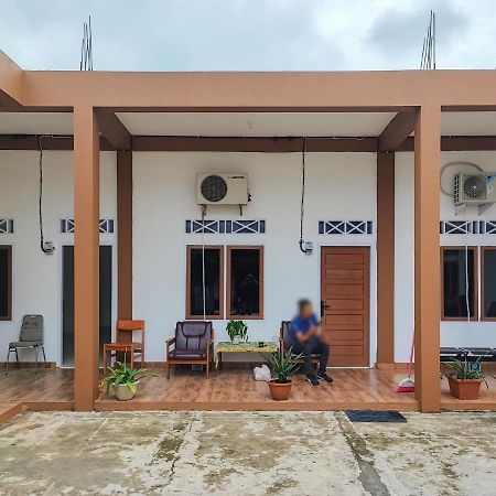 Adela Homestay Syariah Near Universitas Muhammadiyah Jambi Mitra Reddoorz 외부 사진
